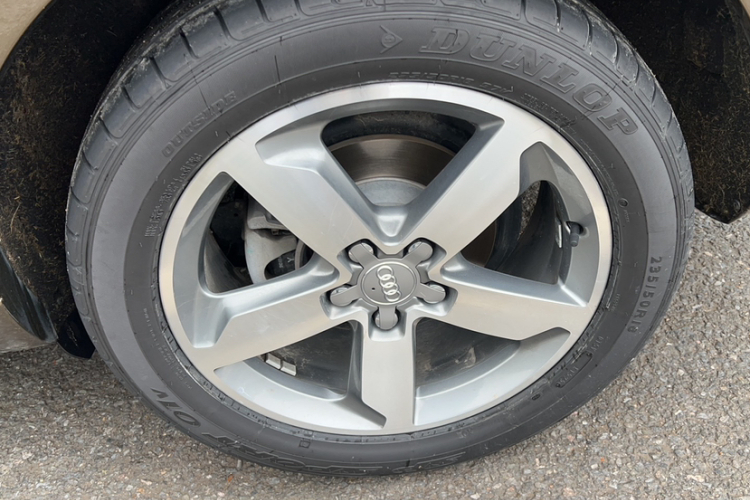 奥迪Q3 2016款 35 TFSI 典藏版 舒享型车身外观6005