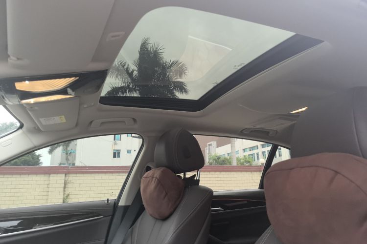 宝马5系 2020款 525Li 豪华套装中控内饰7007