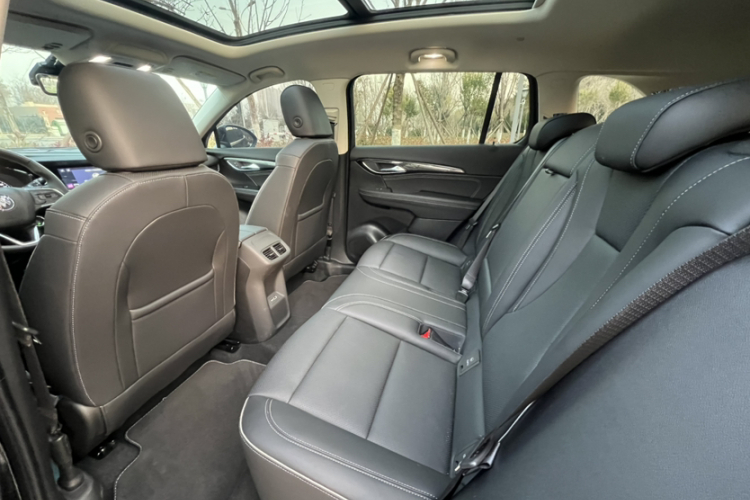 别克 2023款 昂科威Plus 652T 五座豪华型中控内饰7011