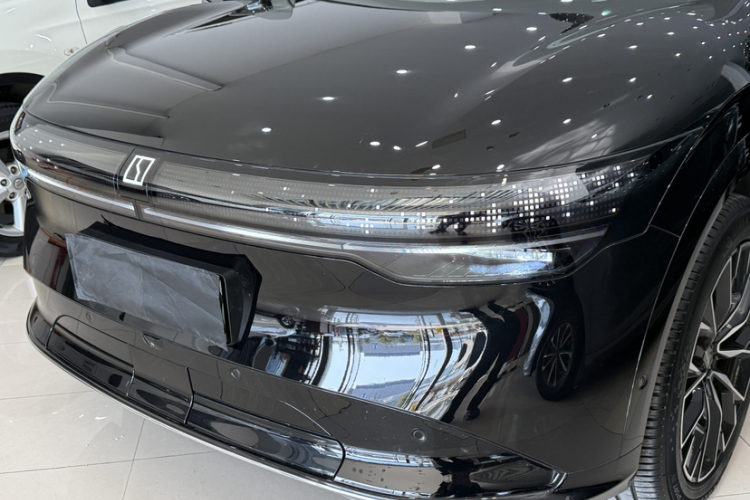 极氪7X 2025款 75kWh 后驱智驾版局部细节36