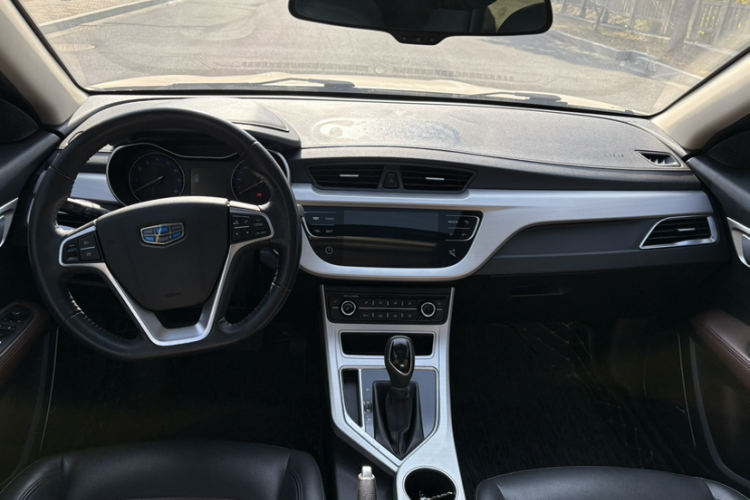 吉利汽车 远景 2018款 1.5L 自动幸福版局部细节16