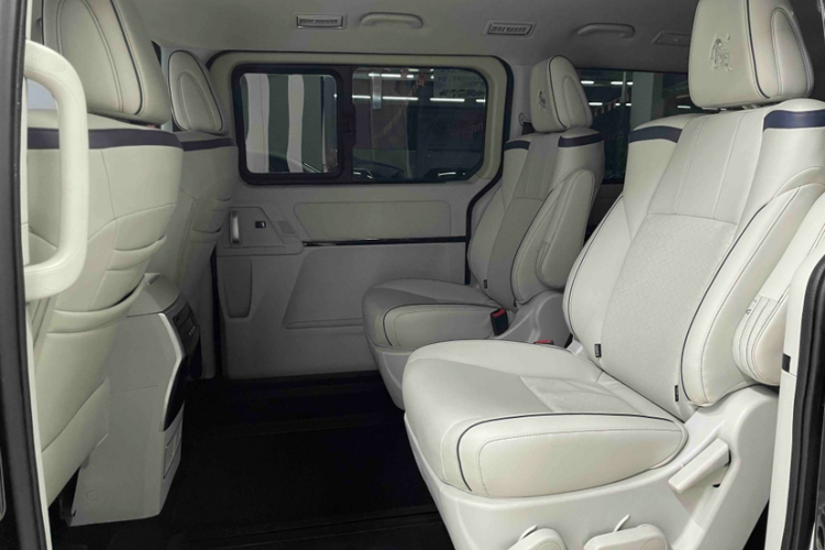 东风风行 风行M7 2022款 领爵款 2.0T 自动行政版中控内饰7002