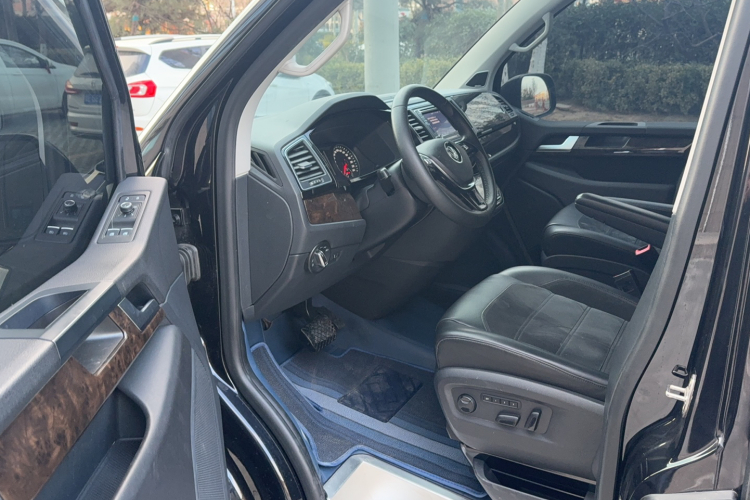 大众 迈特威 2017款 2.0TSI 四驱尊享版 7座中控内饰7003