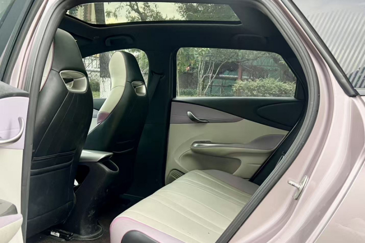 比亚迪 海豚 2021款 405km 时尚版中控内饰7003