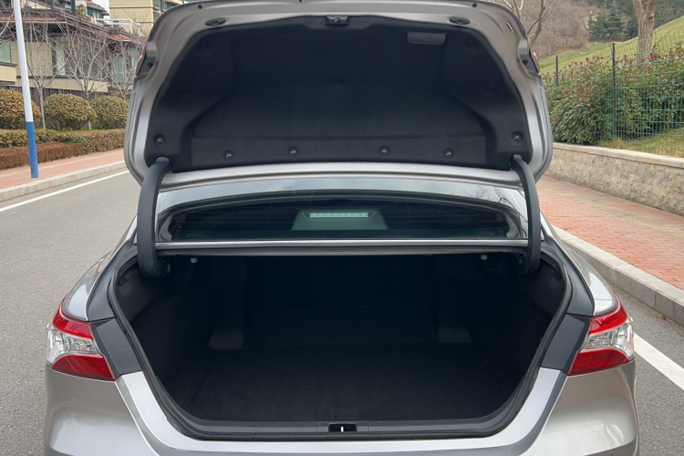 丰田 凯美瑞 2021款 2.5G 豪华版局部细节23