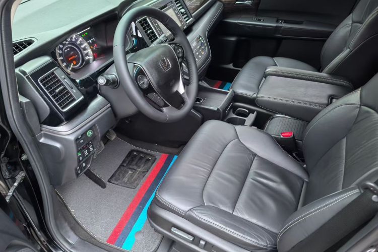 本田 艾力绅 2016款 2.4L 豪华版中控内饰7002