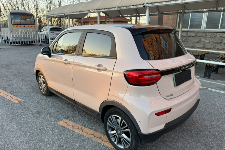 零跑汽车 零跑T03 2021款 400豪华版车身外观6005