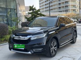 本田 冠道 2017款 370TURBO 四驱尊享版