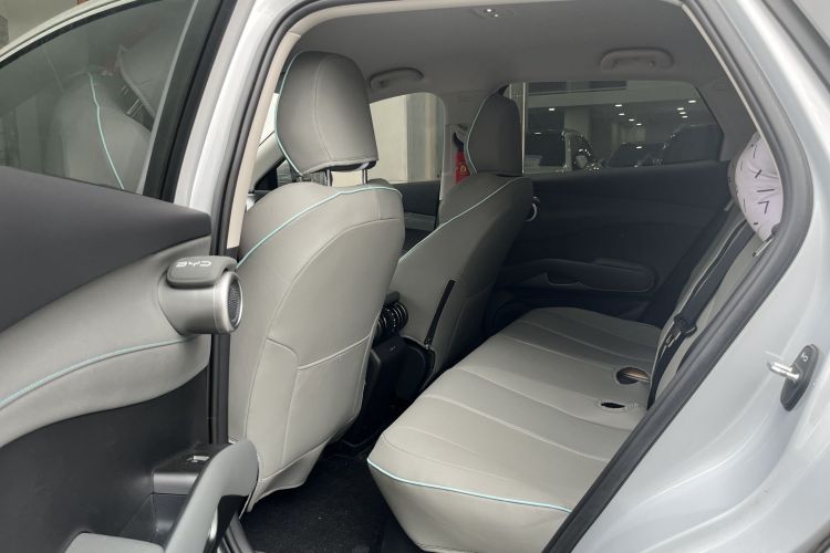 比亚迪 元PLUS 2025款 智驾版 510KM 领先型中控内饰7003