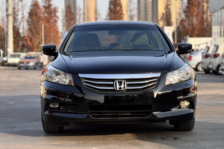 本田 雅阁 2012款 2.0L SE车身外观6001