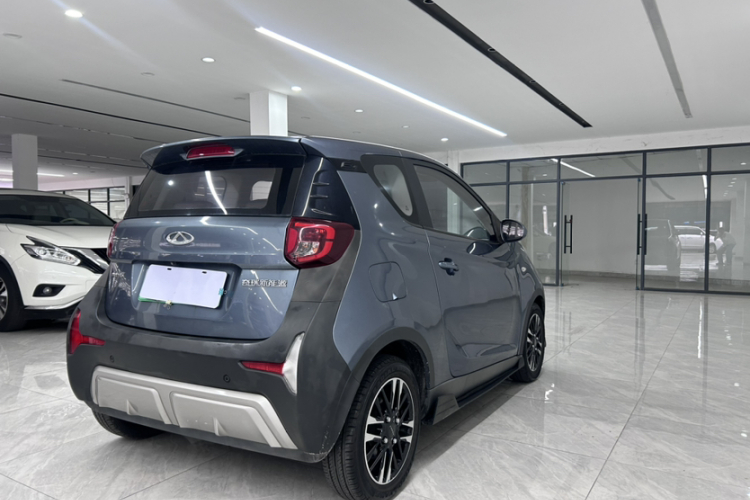 奇瑞 小蚂蚁 2022款 甜粉款 半糖版 三元锂 30kW 408km车身外观6005