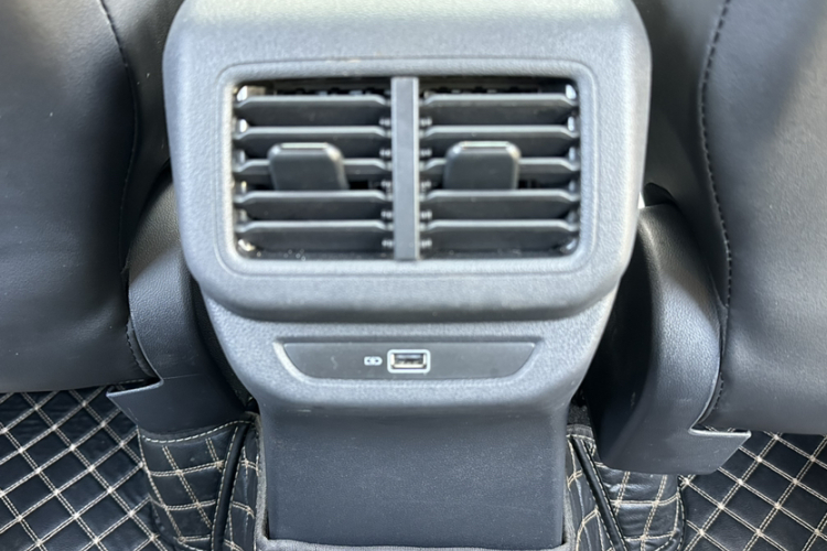 捷达VS5 2023款 280TSI 自动高光悦享型中控内饰7008