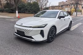 长安UNI-V 智电iDD 2024款 蓝鲸智电iDD 136km 智酷型