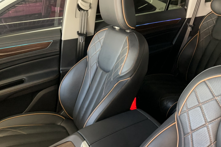 福特 领裕 2021款 EcoBoost 225 尊领型 6座局部细节9006