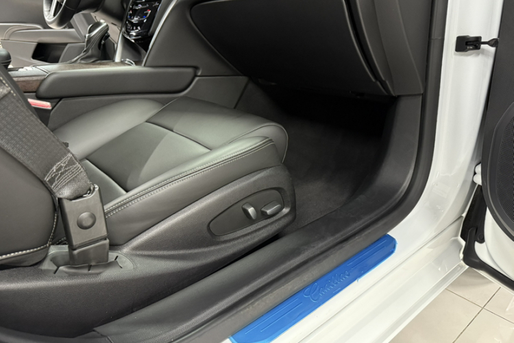 凯迪拉克XTS 2018款 28T 技术型局部细节9001