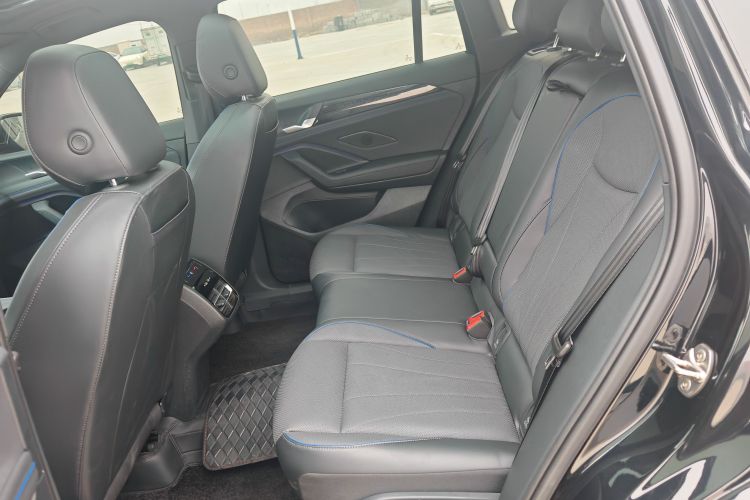 大众 途观L 2025款 PRO 380TSI 两驱 R-Line 智领版中控内饰7004