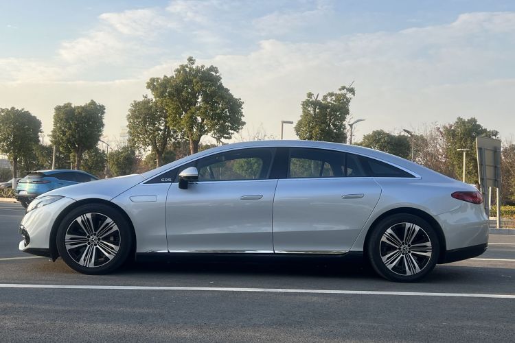 奔驰EQS 2022款 改款 450+ 先锋版车身外观6003