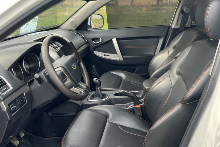 吉利汽车 吉利GX7 2015款 经典版 1.8L 手动精英型 国V局部细节19