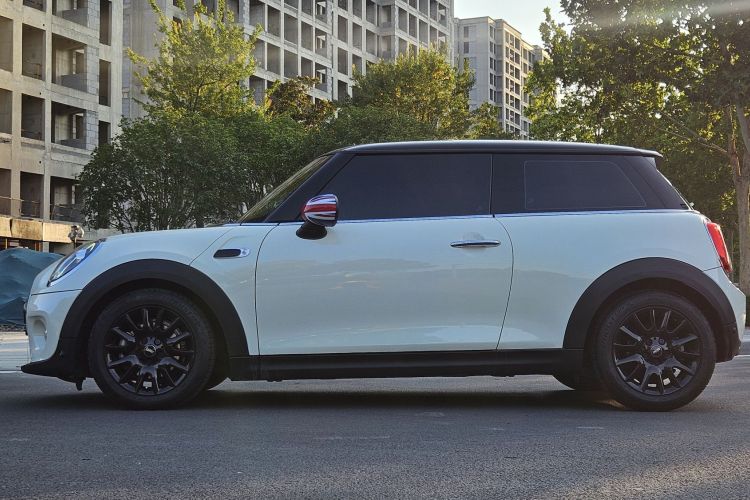 MINI 2018款 1.5T COOPER 经典派车身外观6005