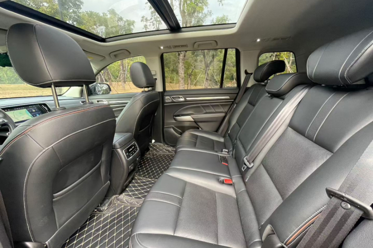 广汽传祺 传祺GS8 2021款 390T 两驱暗夜骑士版中控内饰7003