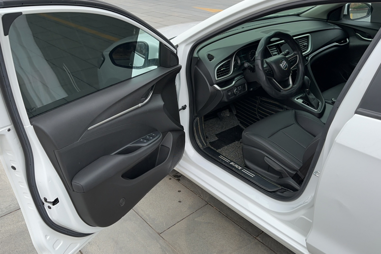 别克 英朗 2021款 改款 典范 1.5L 自动精英型中控内饰7007