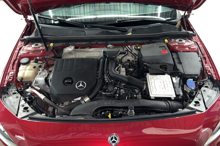 奔驰A级 2020款 A 200 L 运动轿车局部细节24