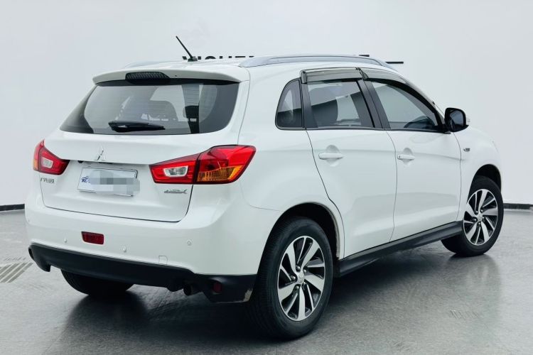 三菱 劲炫ASX 2018款 2.0L CVT两驱尊享版车身外观6003