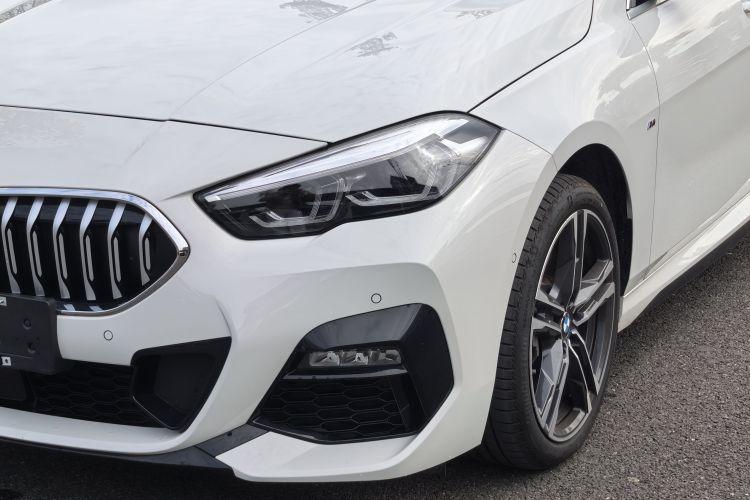 宝马2系(进口) 2023款 225i 四门轿跑车 M运动套装车身外观6005