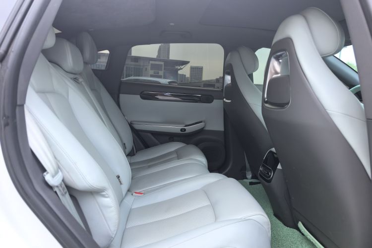 零跑汽车 零跑C01 2023款 525舒享版中控内饰7004