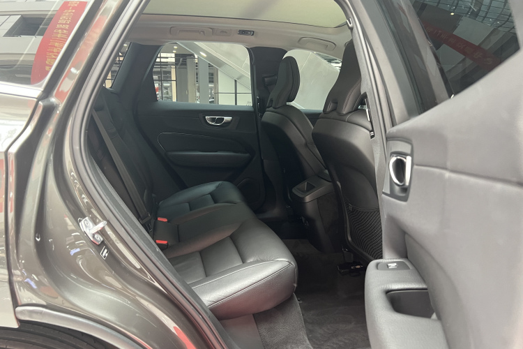 沃尔沃XC60 2021款 T5 四驱智远豪华版中控内饰7003