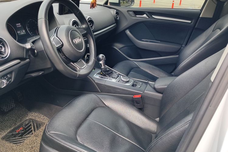 奥迪A3 2016款 Limousine 35 TFSI 进取型中控内饰7001