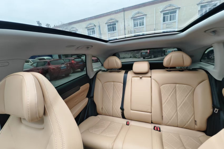 零跑汽车 零跑C11 2024款 纯电 580尊享版中控内饰7008