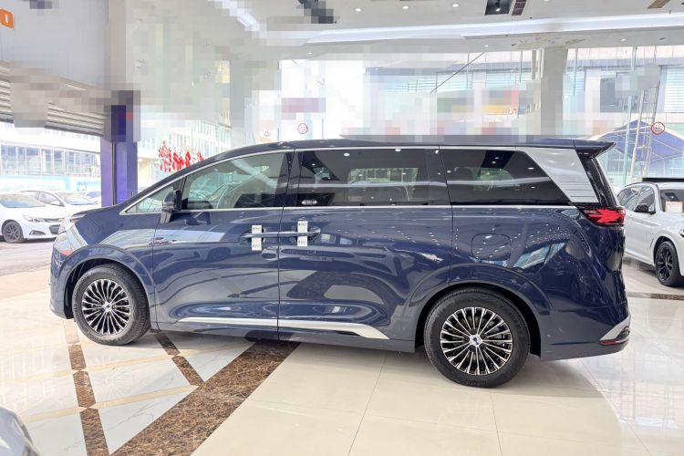 腾势D9 2022款 DM-i 1040 尊贵型车身外观6007