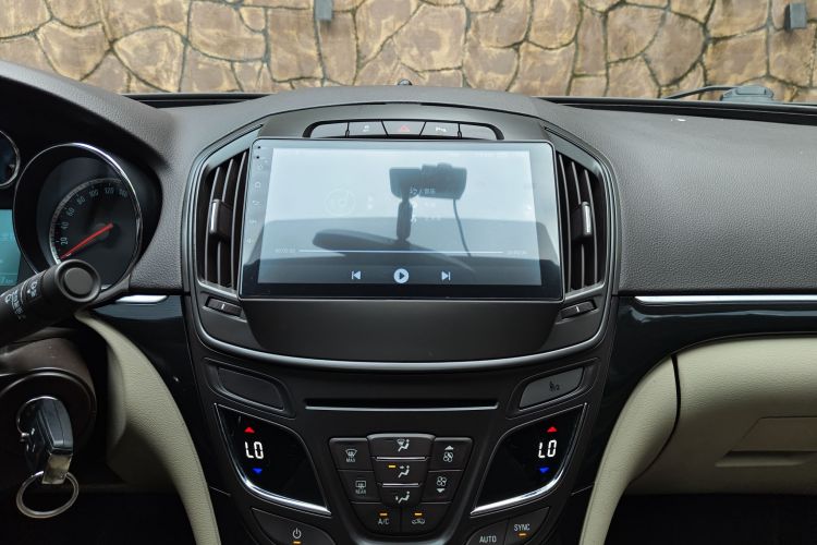 别克 君威 2015款 2.0L 领先时尚型局部细节16