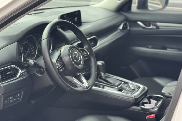 马自达CX-8 2019款 2.5L 四驱尊享型中控内饰7005