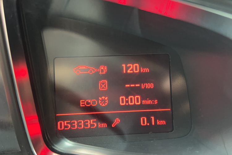 DS 6 2016款 1.6T 雅致版THP160中控内饰15