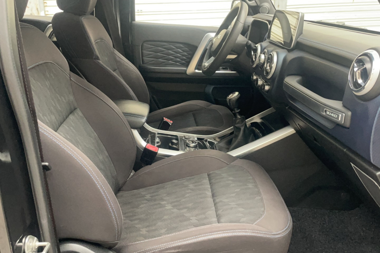 北京BJ40 2018款 2.0T 手动柴油四驱尊贵版局部细节41