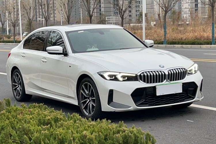 宝马3系 2023款 320Li M运动套装车身外观6005
