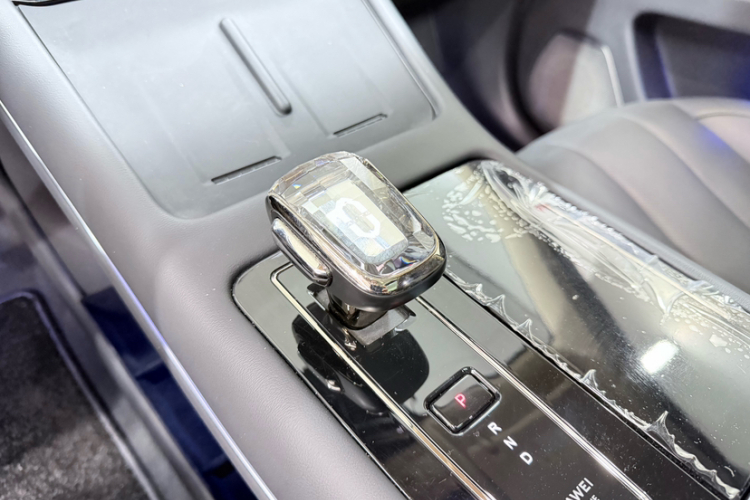 鸿蒙智行 问界M7 2022款 1.5T 四驱豪华版局部细节9006