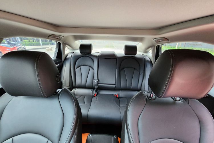 别克 君越 2022款 552T 豪华型中控内饰7004