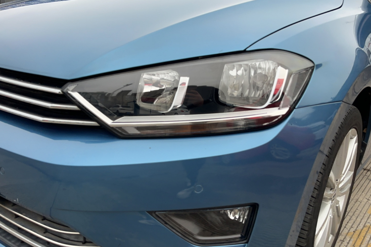 大众 高尔夫·嘉旅 2018款 280TSI 自动豪华型车身外观6008