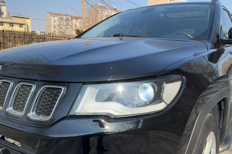 Jeep 指南者 2017款 200T 自动家享版局部细节36