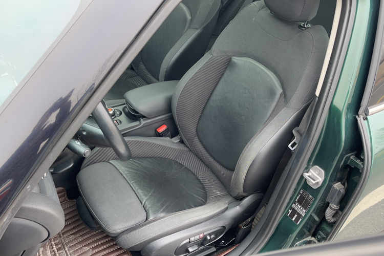 MINI Clubman 2016款 改款 1.5T COOPER局部细节19