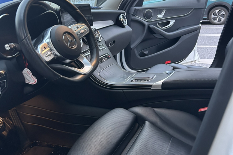 奔驰C级 2020款 改款 C 200 L 时尚型运动版中控内饰7004