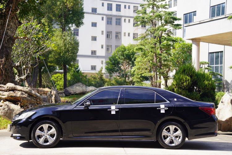 丰田 皇冠 2015款 2.0T 时尚版车身外观6007