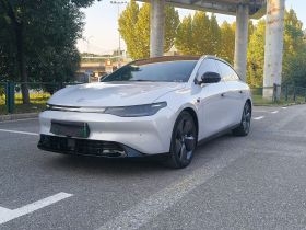 零跑汽车 零跑C01 2022款 四驱双电机高性能版