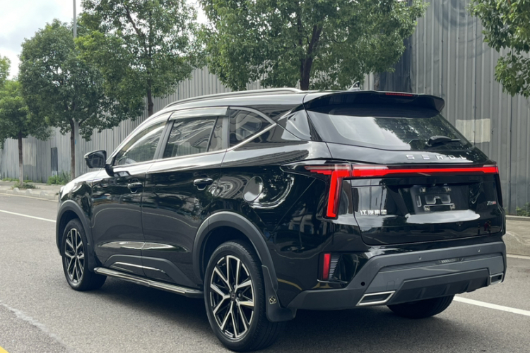 思皓X8 PLUS 2023款 1.5TGDI DCT智享版 7座车身外观6001