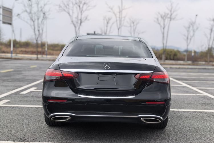 奔驰E级 2021款 E 300 L 尊贵型车身外观6004