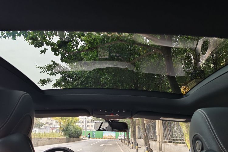 奔驰E级(进口) 2020款 E 260 轿跑车局部细节22