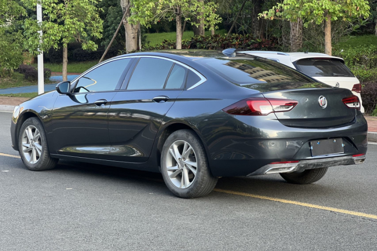 别克 君威 2020款 552T 精英型车身外观6003